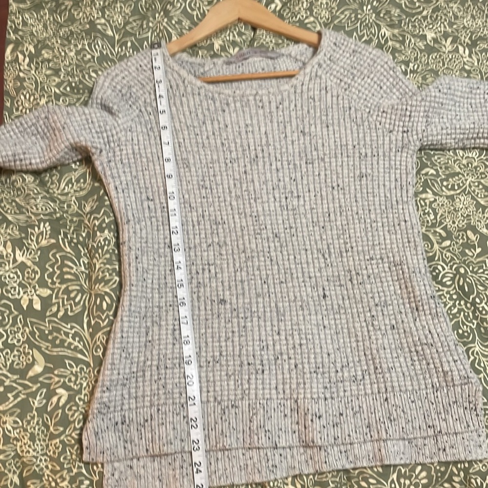 Athleta gray cashmere crew neck sweater - Picture 7 of 7